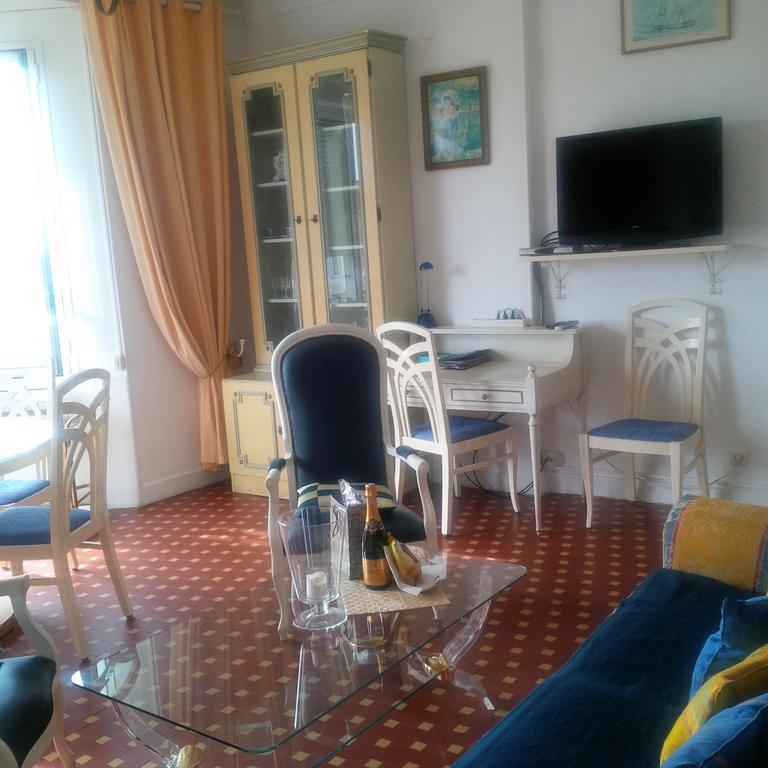 Cannes Privat Residence Holiday Apartments Rum bild