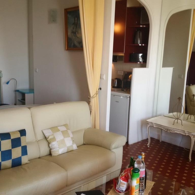Cannes Privat Residence Holiday Apartments Rum bild